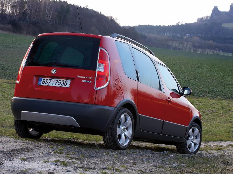  Skoda Roomster Scout 2007 года  (фото 22 из 40)